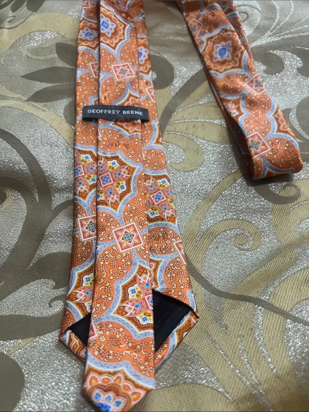 Geoffrey Beene 100% Silk Orange Medallion Geometric Necktie